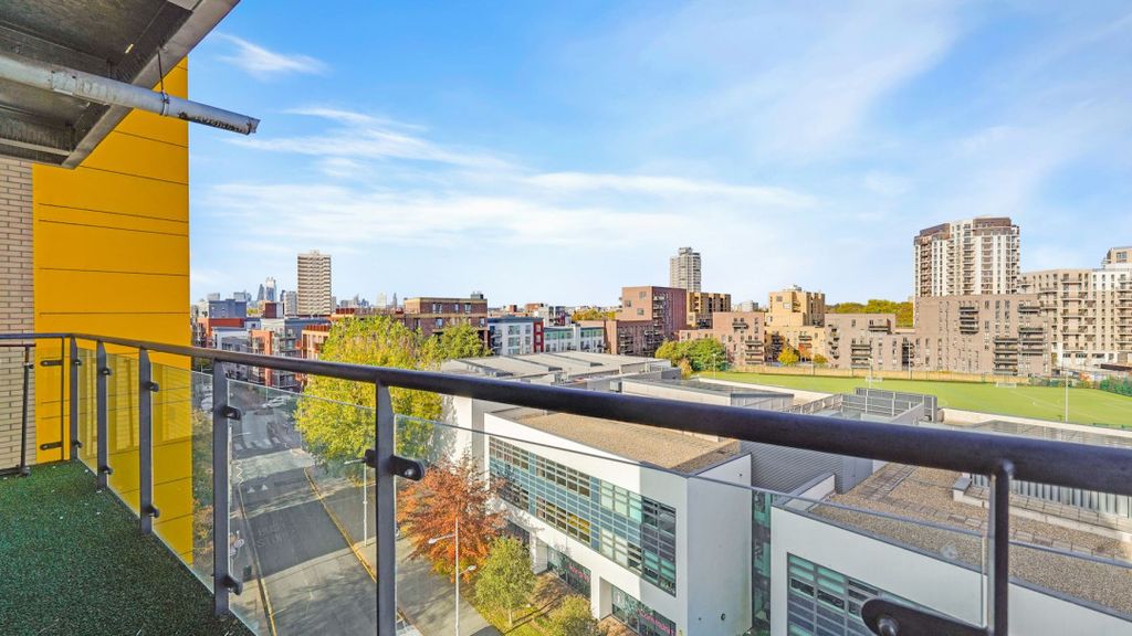 Property photo 3 of 16