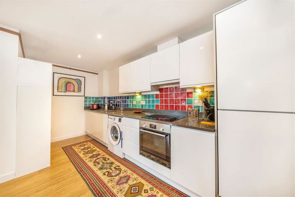 Property photo 3 of 8