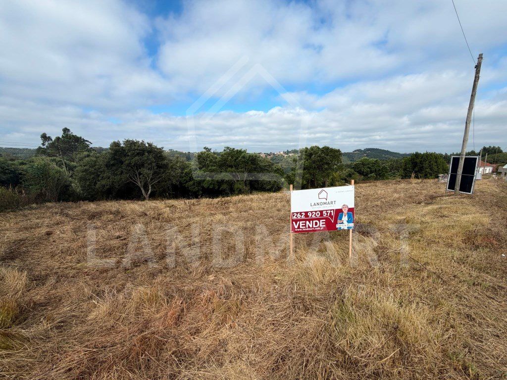 Property photo 1 of 3 Land For Construction - Turquel