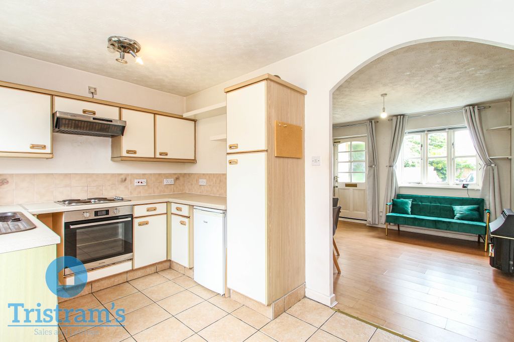 Property photo 2 of 14