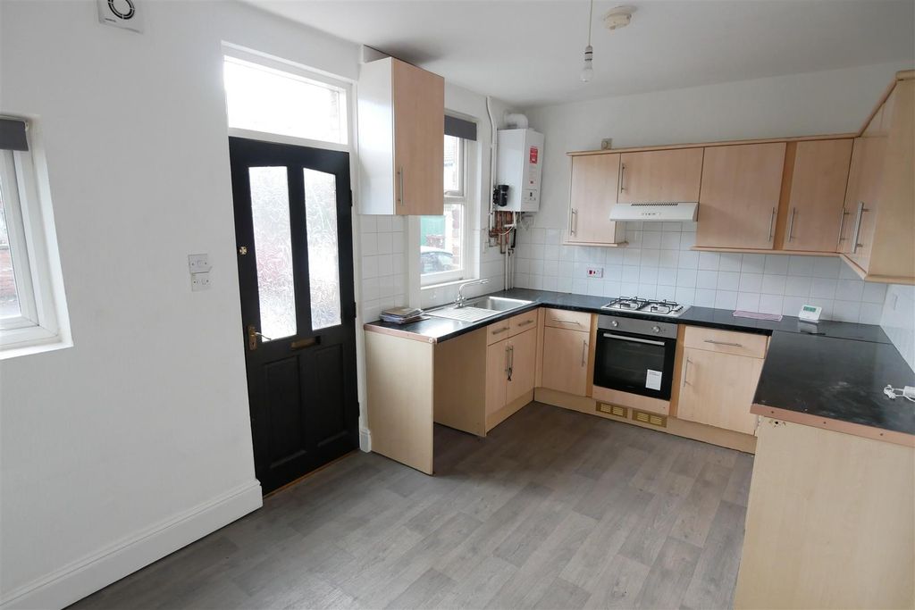 Property photo 3 of 7 P1600832.Jpg