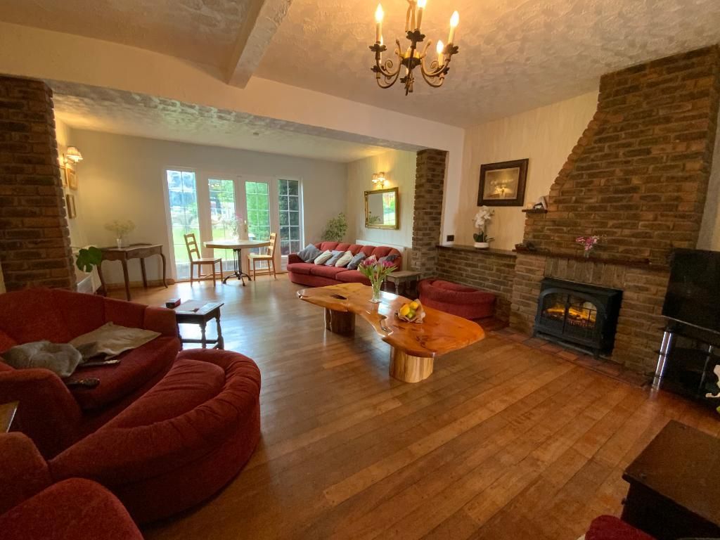 Property photo 3 of 19 Photo 3