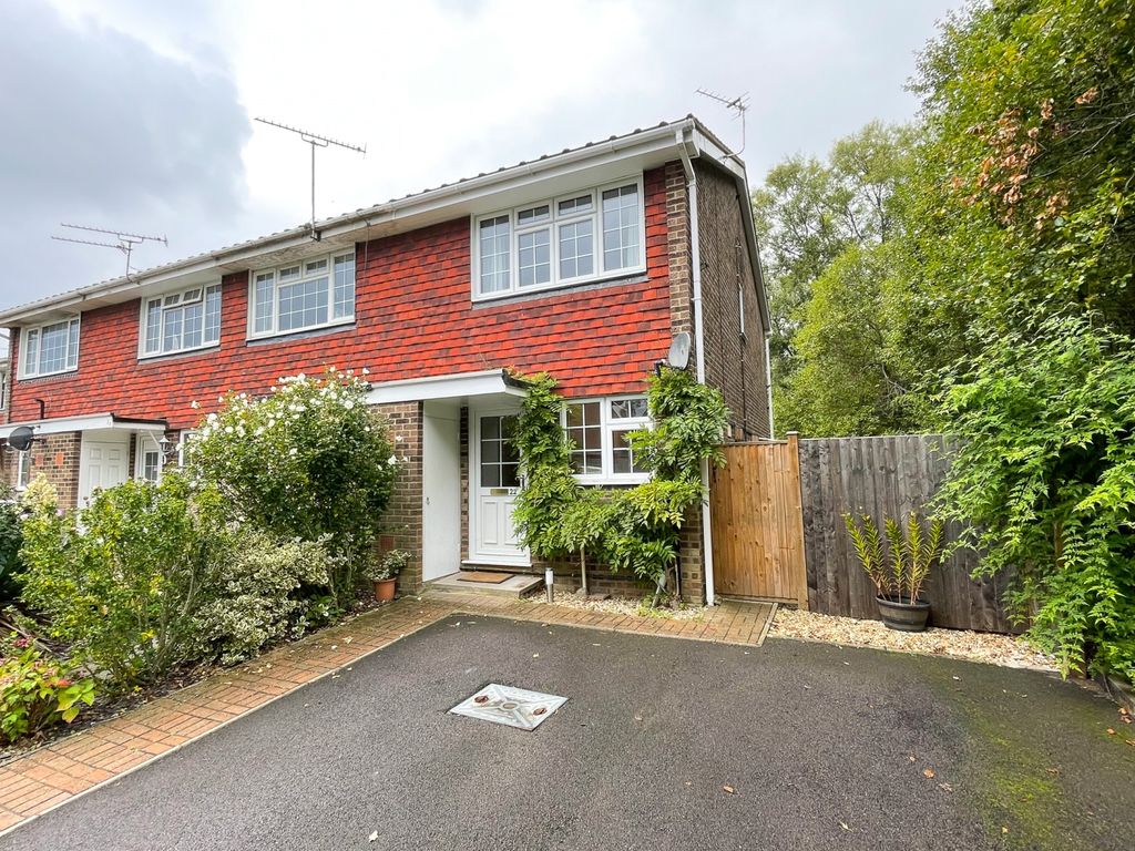 Property photo 1 of 11 Img_1954