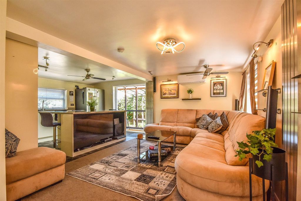 Property photo 2 of 22 Cp4_0311.Jpg