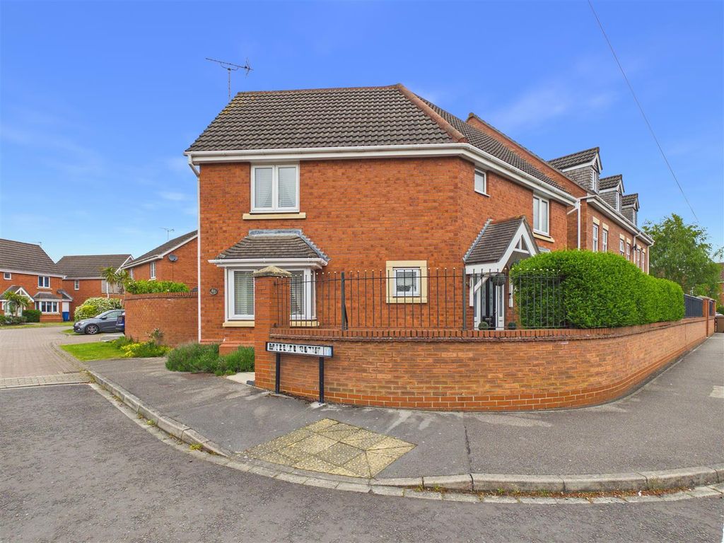 Property photo 1 of 20 Myrtle Way - Main