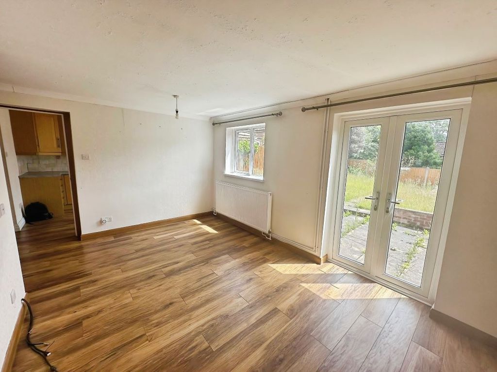 Property photo 3 of 10 Image 3