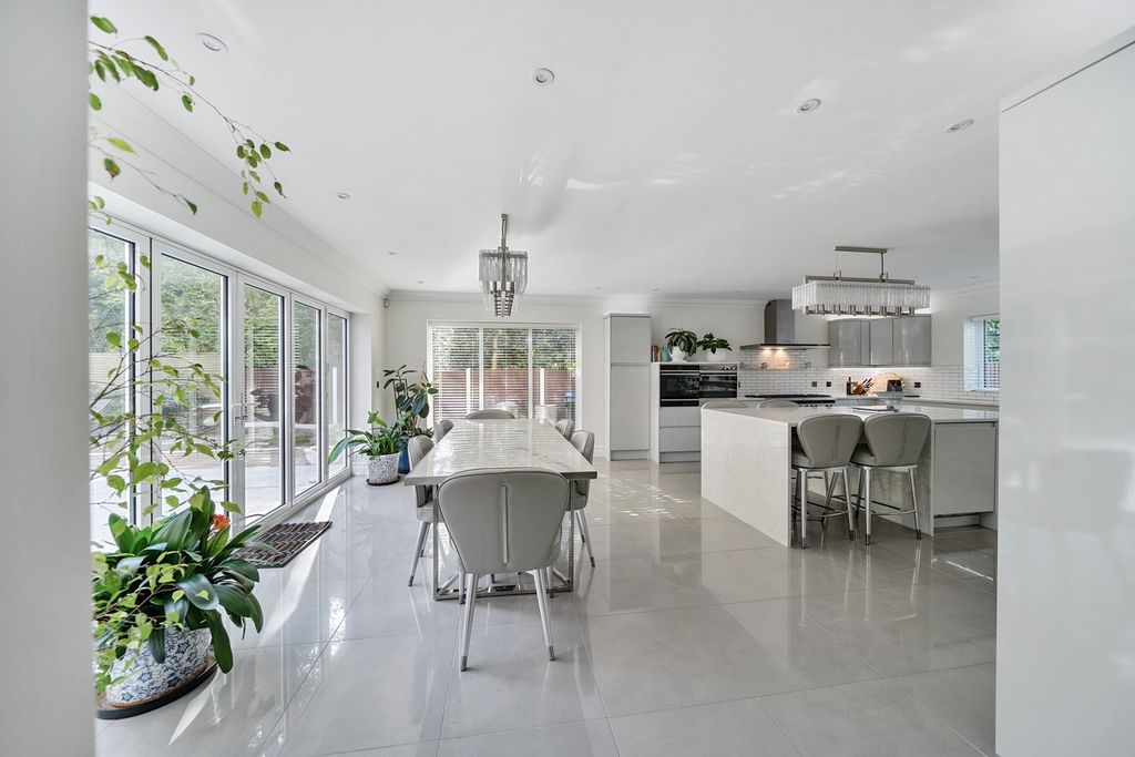 Additional image 10 of 5 bed detached house for saleLittle Forest Road, Talbot Woods, Bournemouth BH4