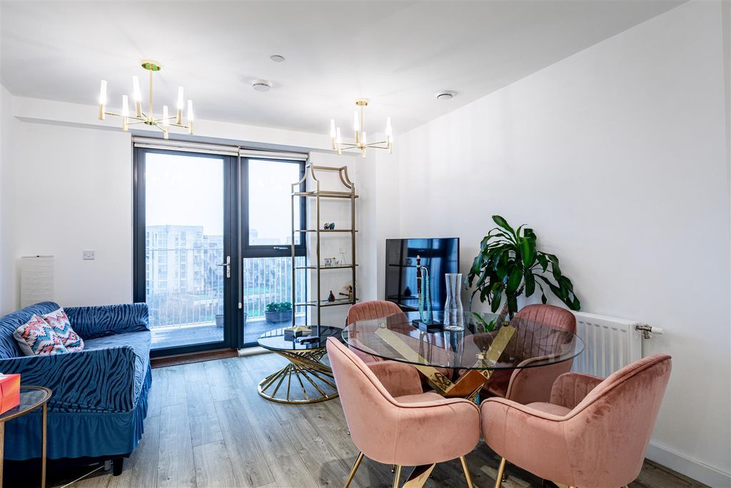 Property photo 3 of 12 Marquess House-2.Jpg