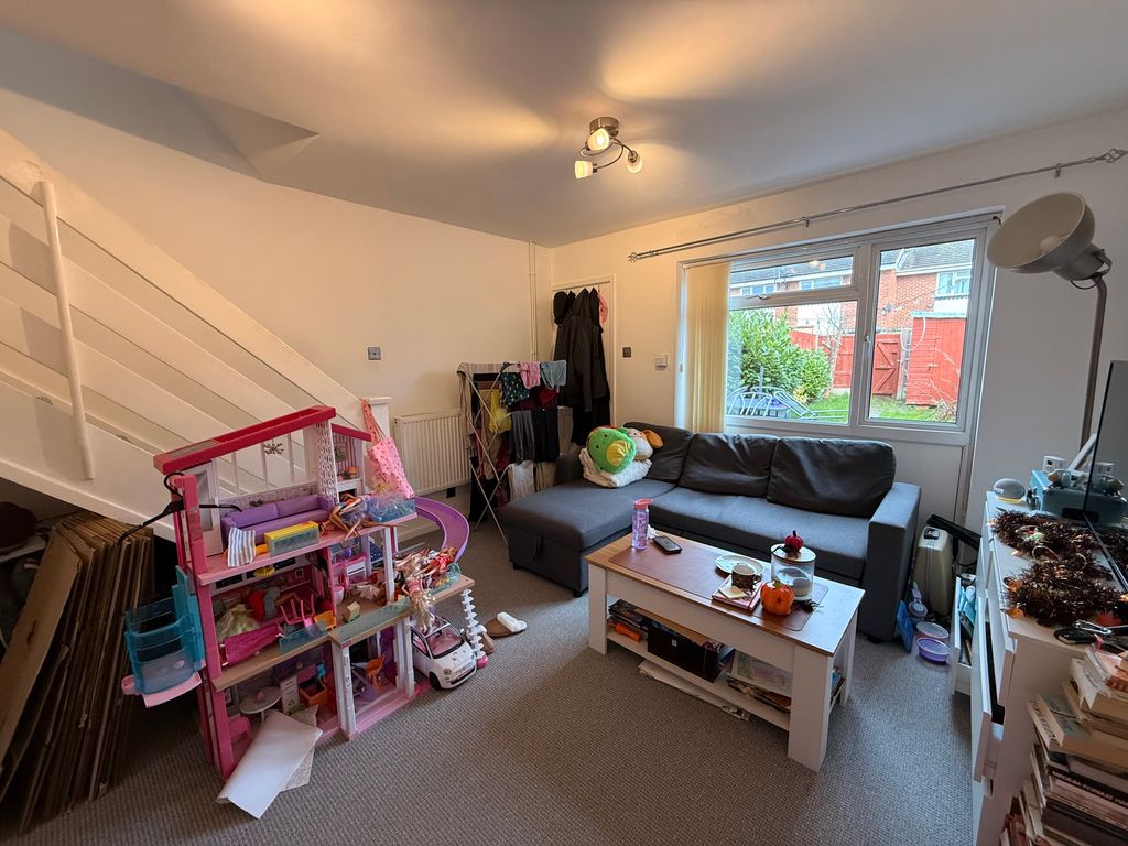 Property photo 3 of 11