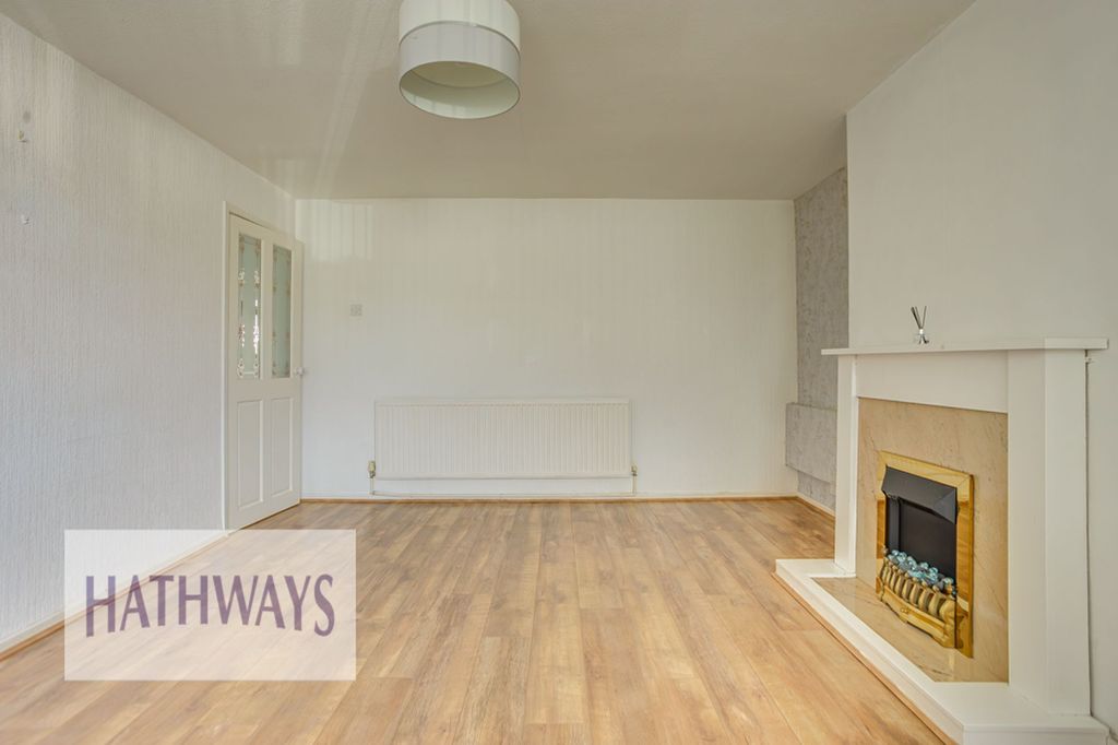 Property photo 3 of 29