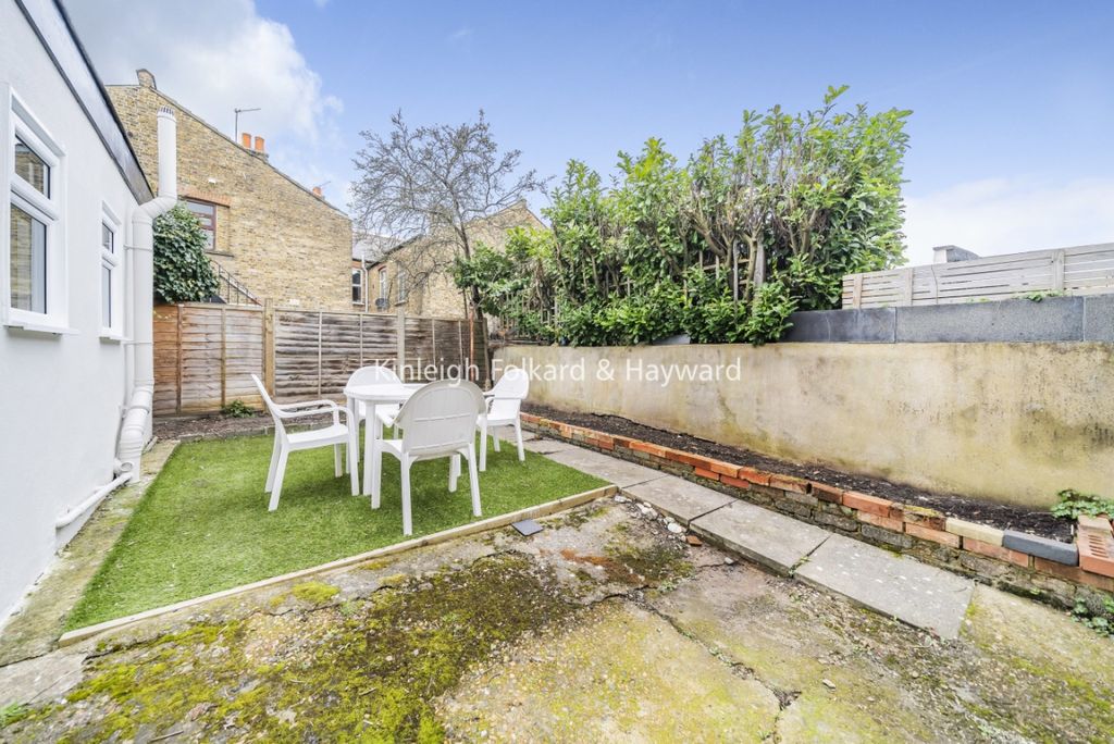 Property photo 3 of 15 54443516-2693-422c-B