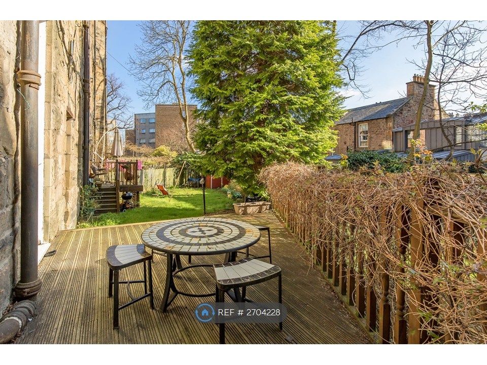 Property photo 1 of 12 Decking