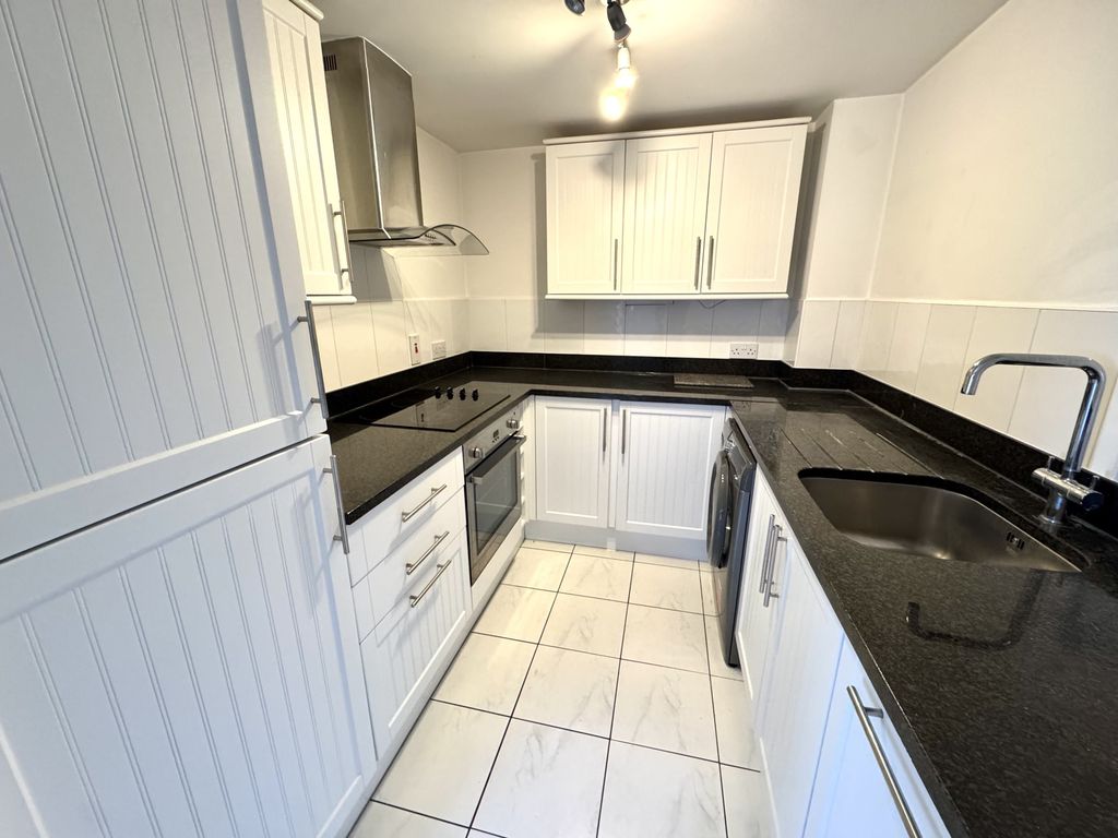 Property photo 2 of 14 Picture 2