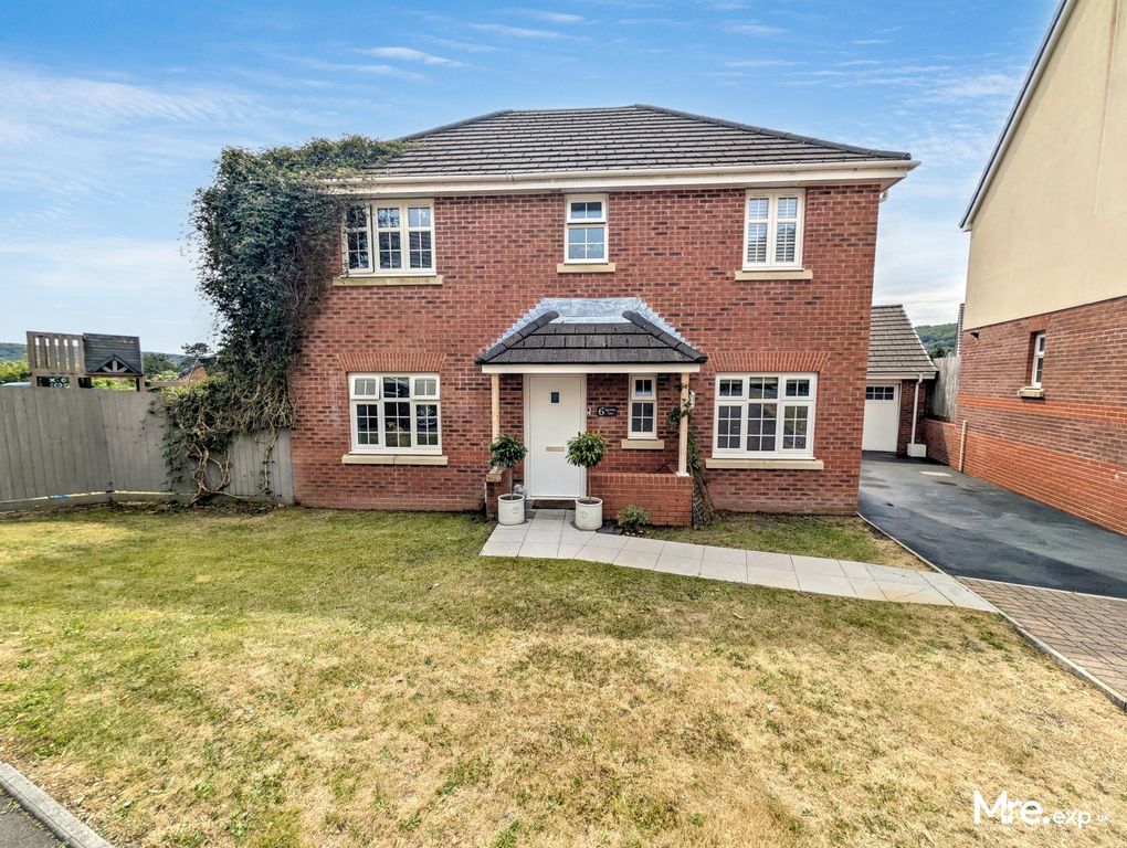 Property photo 1 of 26