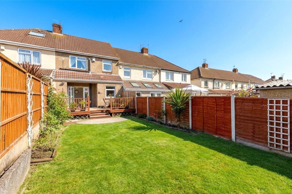 Property photo 2 of 11 Picture No. 43