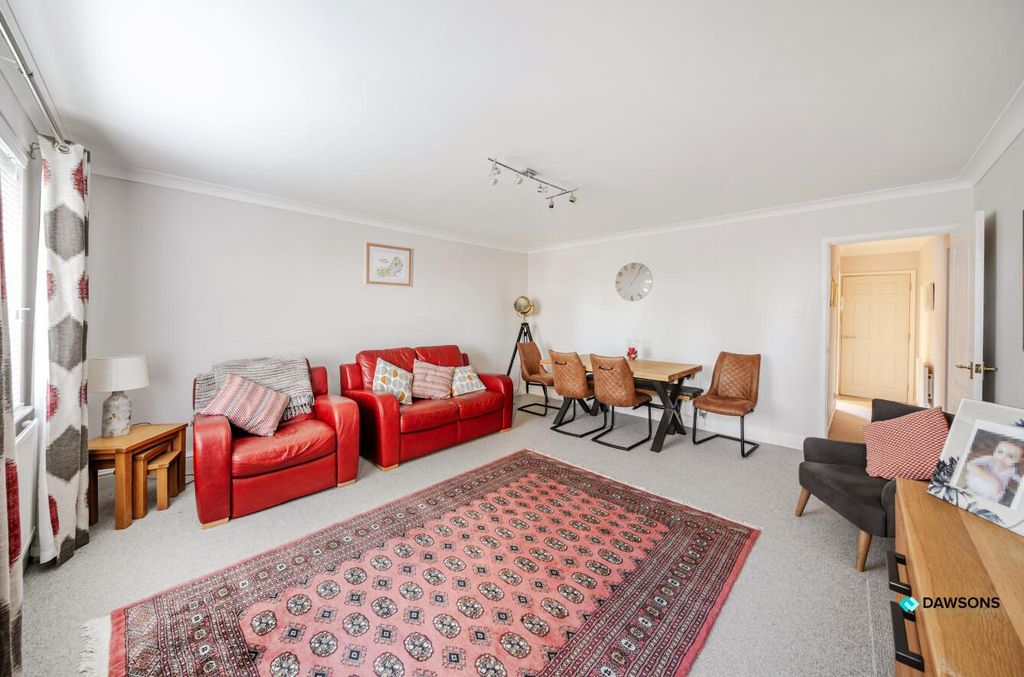 Property photo 3 of 17 27540c35-1983-4088-Be33-De1Eed6c66d8.Jpg