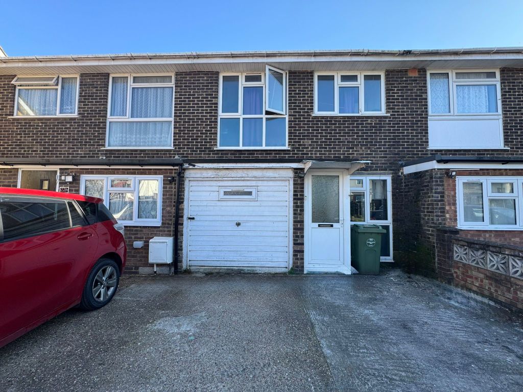 Property photo 3 of 9 72A Eton Avenue, Ha0 3Au (4)