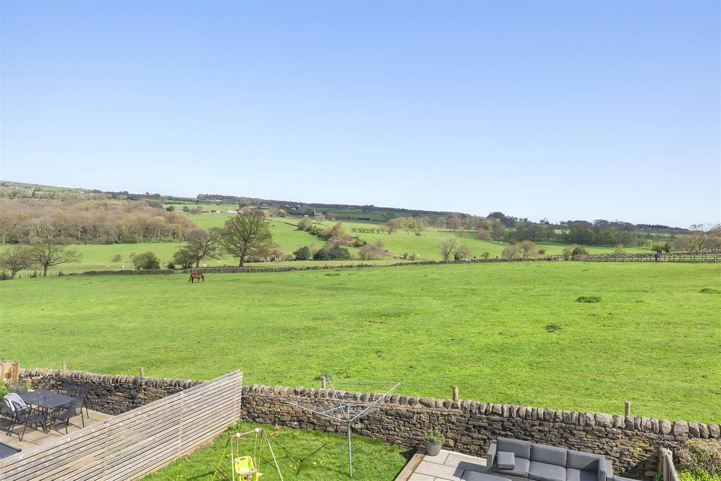 Property photo 2 of 23 View