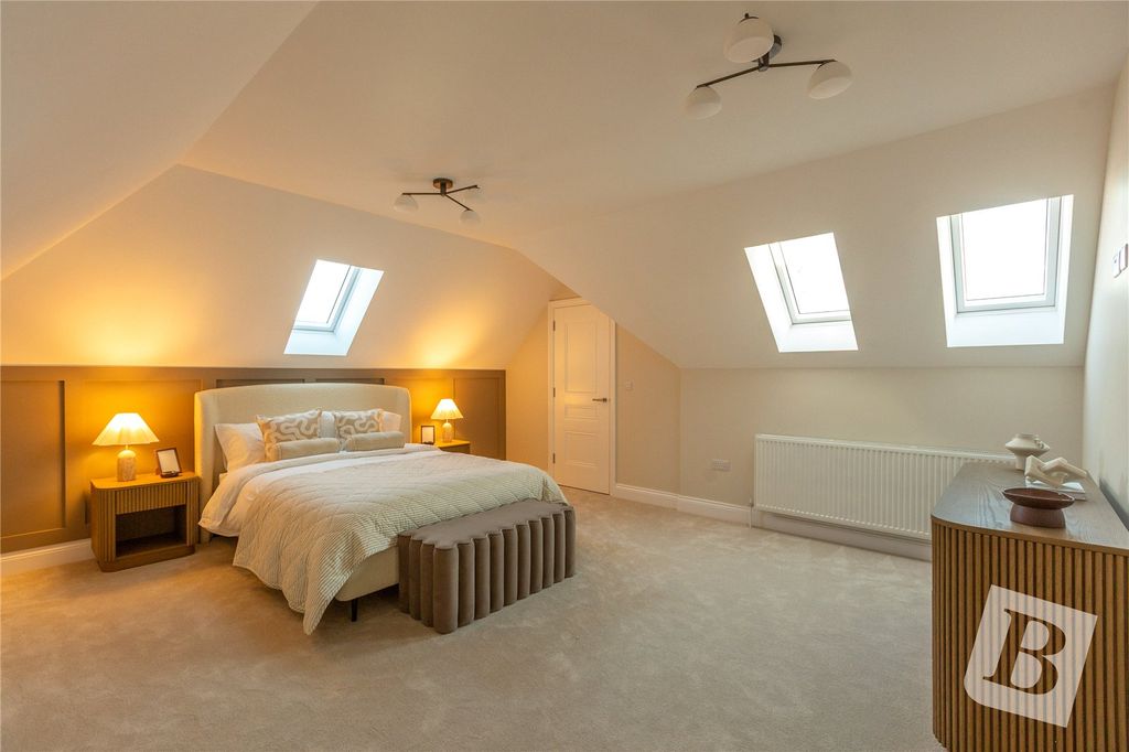 Property photo 1 of 15 Bedroom One