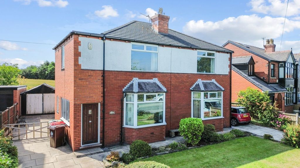Property photo 1 of 34