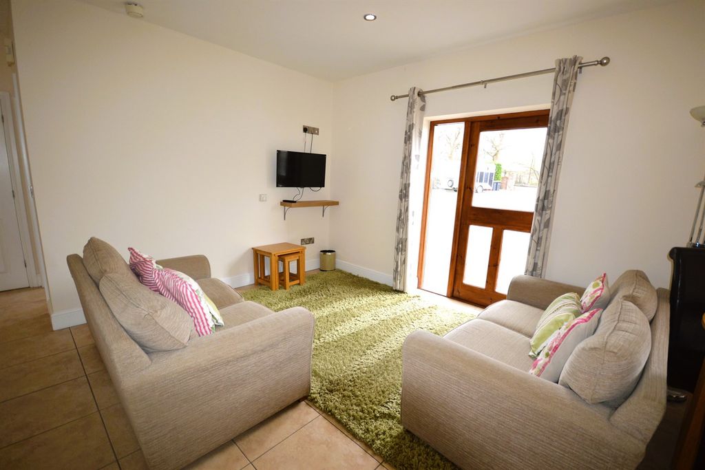 Property photo 2 of 7 Other