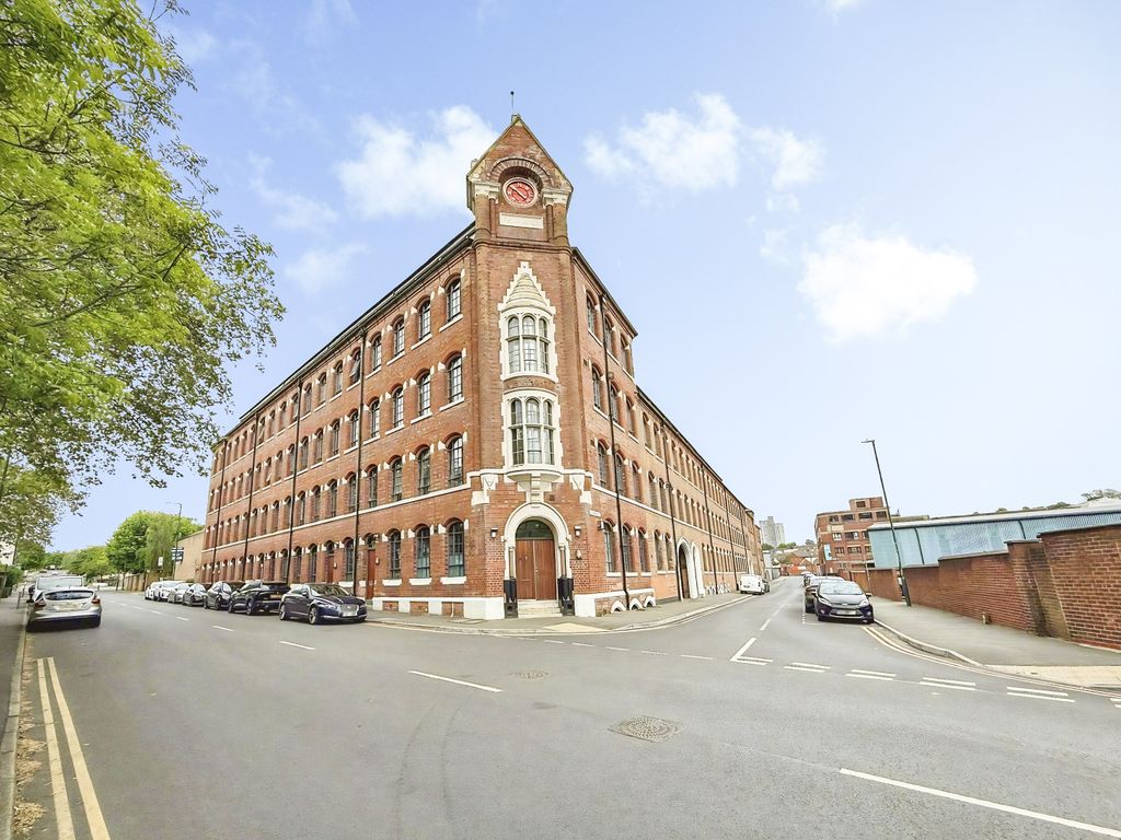 Property photo 1 of 7