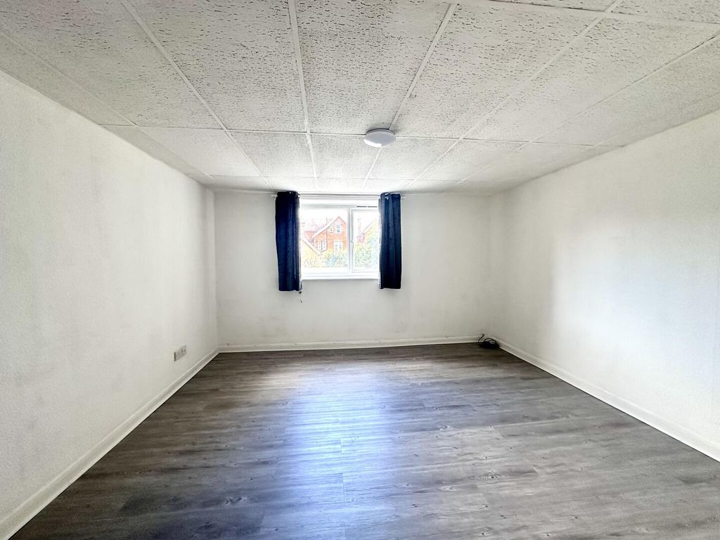 Property photo 2 of 5 Generic Or Other Spaces