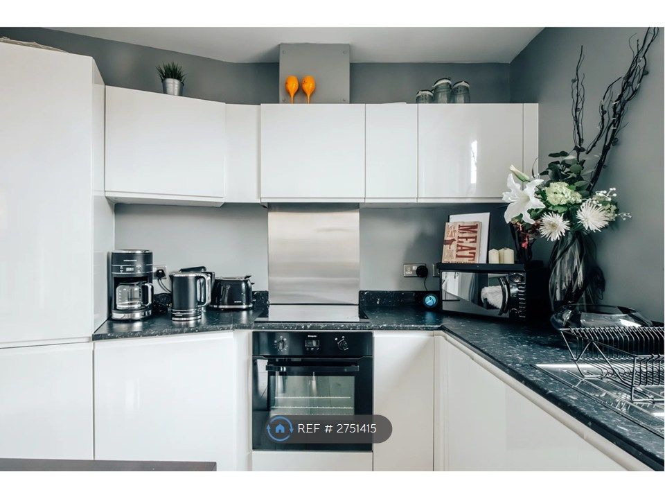 Property photo 3 of 22 Dishwasher, Washer Dryer, Full Kitchen And Tools