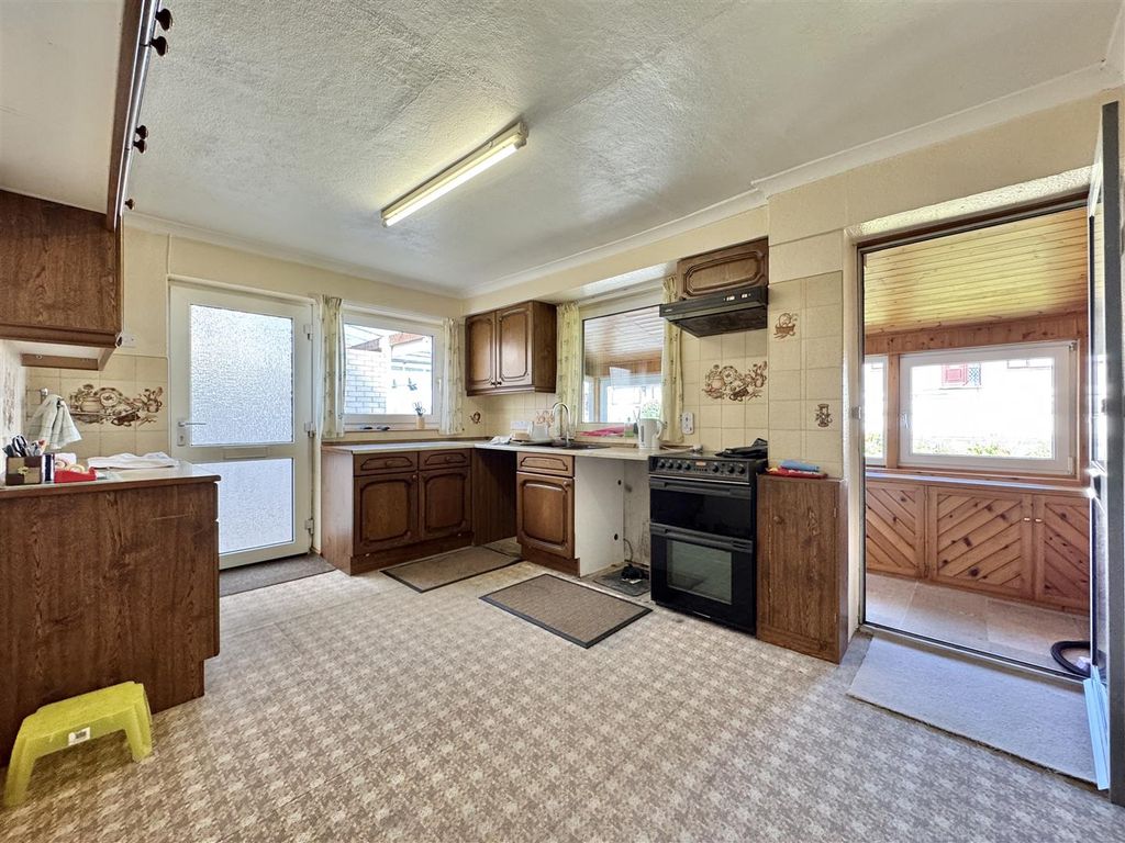 Property photo 3 of 16 Img_2075.Jpeg