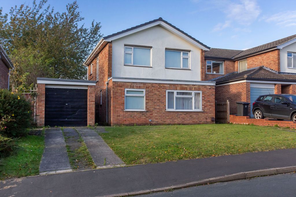 Property photo 2 of 12