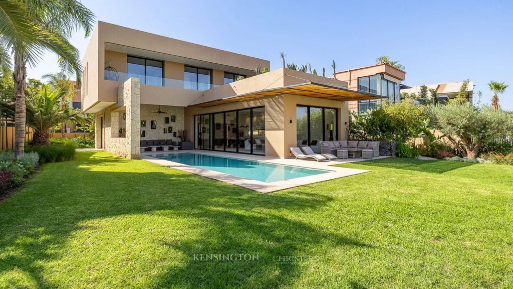 Property photo 2 of 49