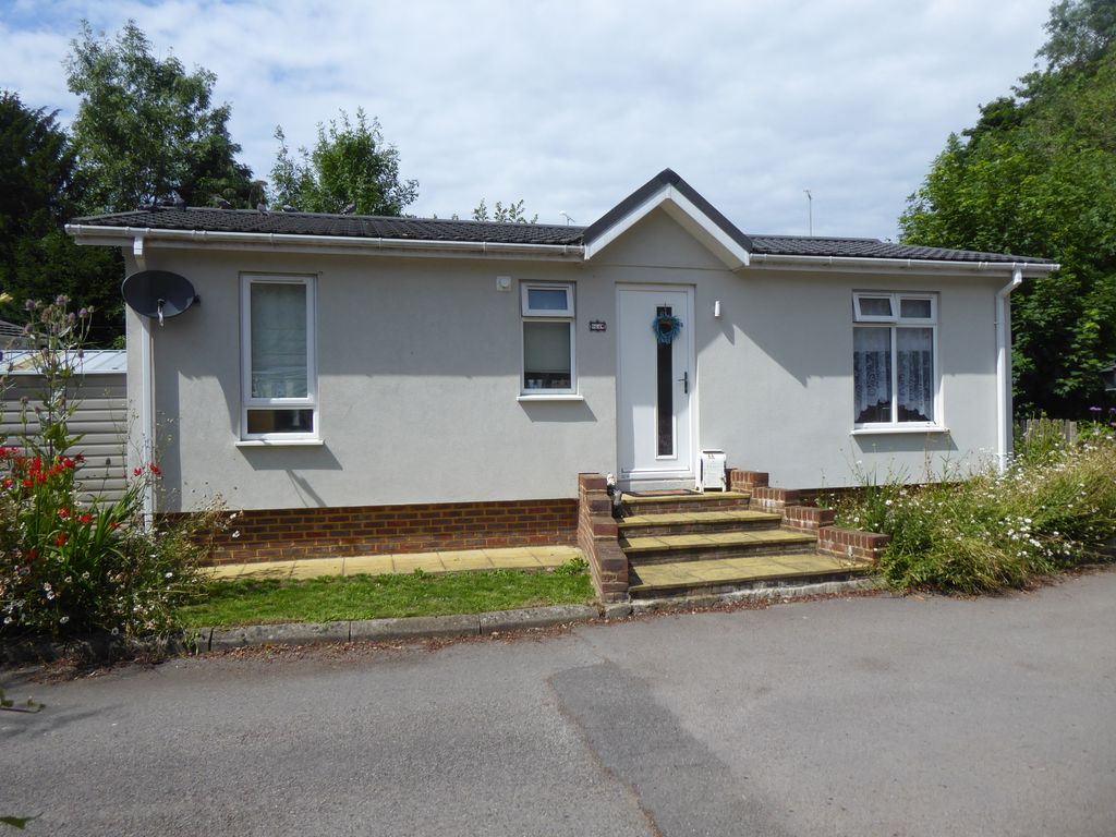 Property photo 1 of 5