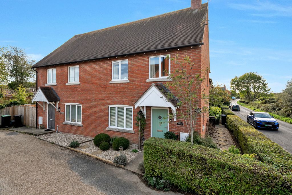 Property photo 1 of 36