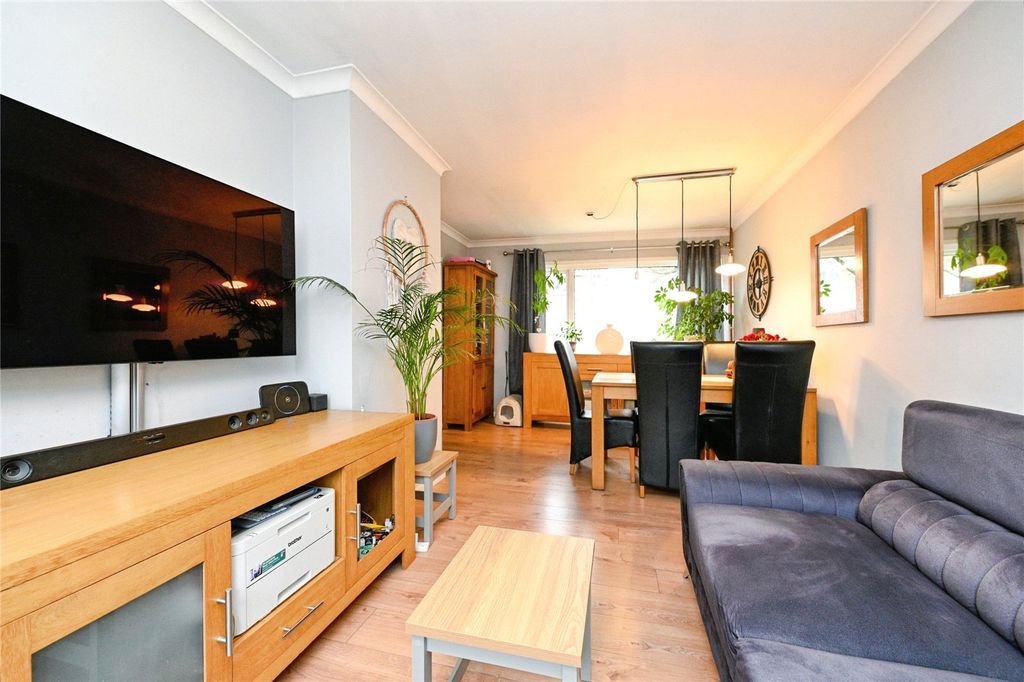 Property photo 1 of 14 Picture No. 25