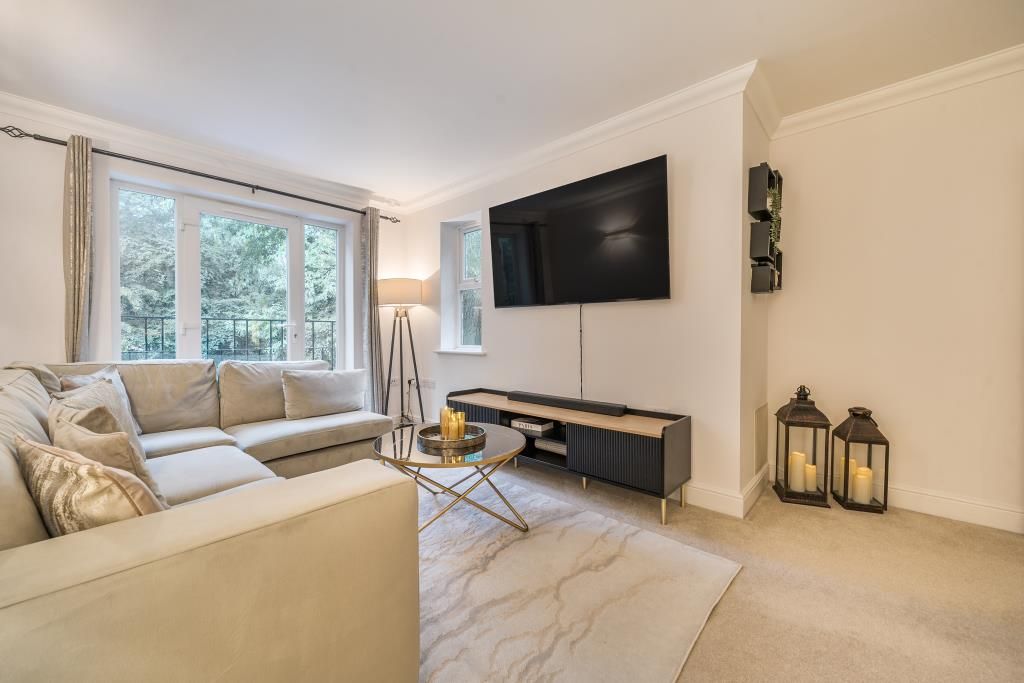 Property photo 3 of 18 Reception Room