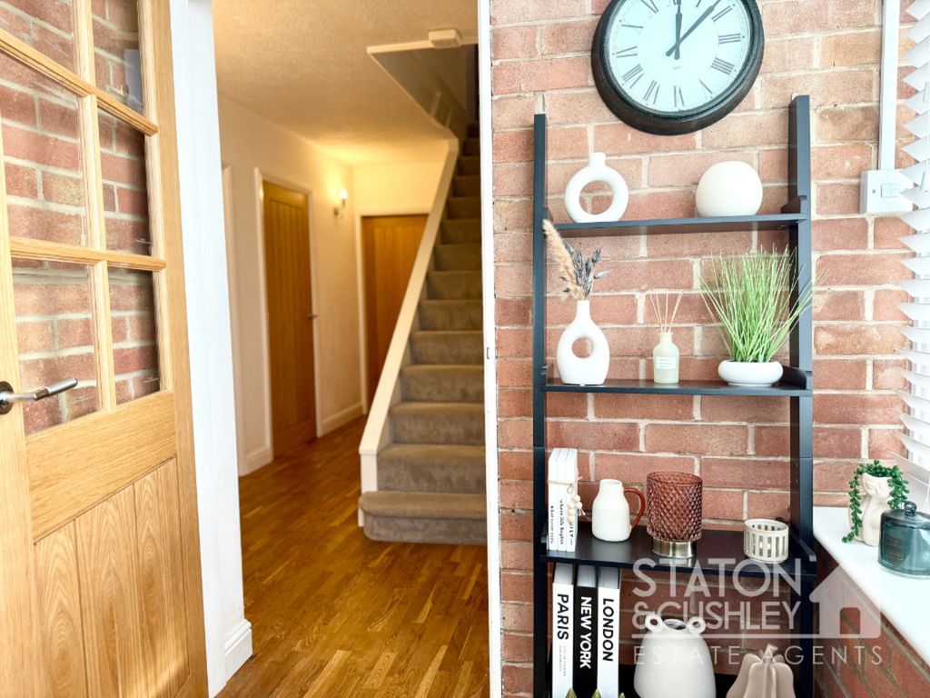 Property photo 3 of 36