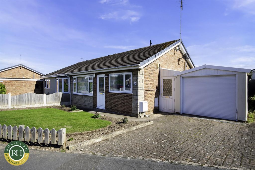 Property photo 2 of 17