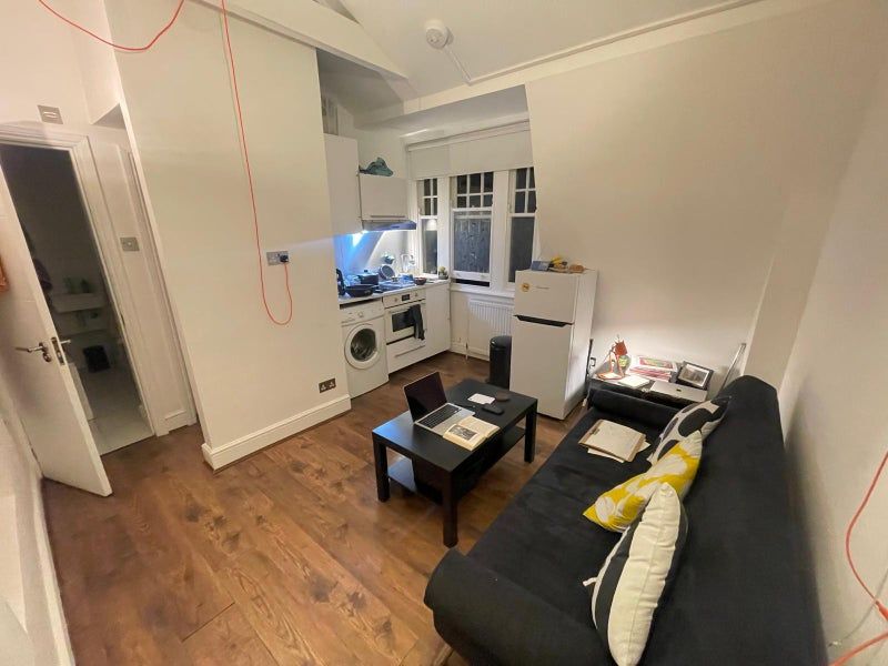 Property photo 1 of 3