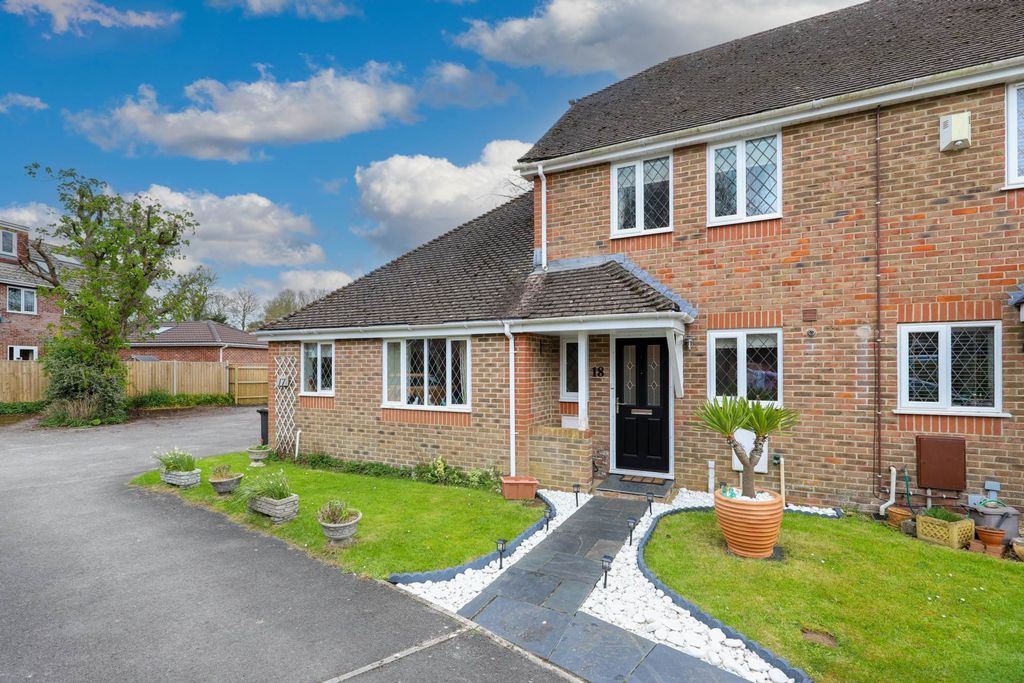 Property photo 1 of 7