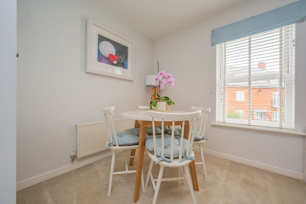 Additional image 6 of 2 bed flat for saleIronwood Avenue, Desborough, Kettering NN14