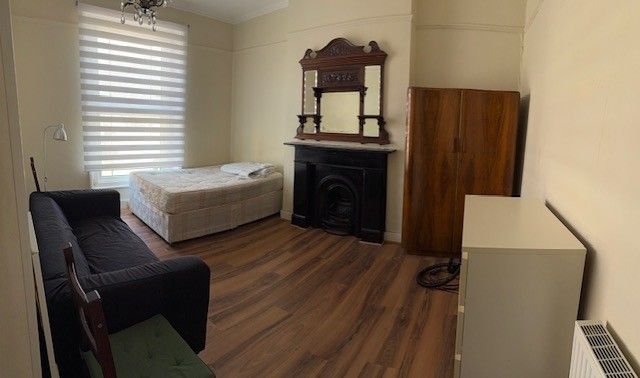 Property photo 1 of 4