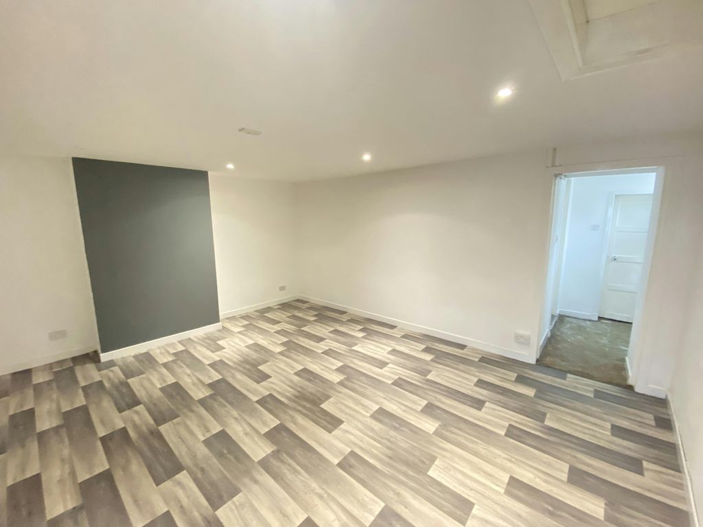 Property photo 3 of 5 Img_1841.Jpg