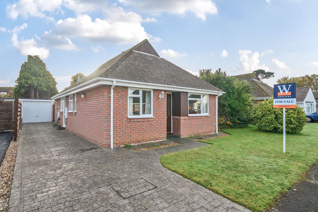 Property photo 1 of 13 Front