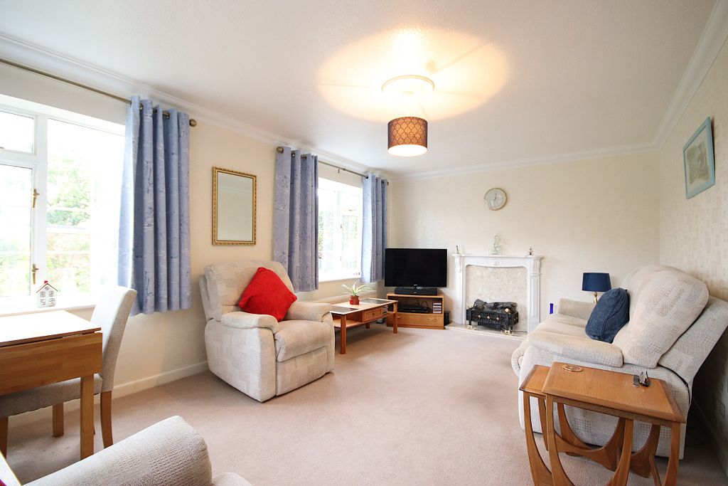 Property photo 2 of 16