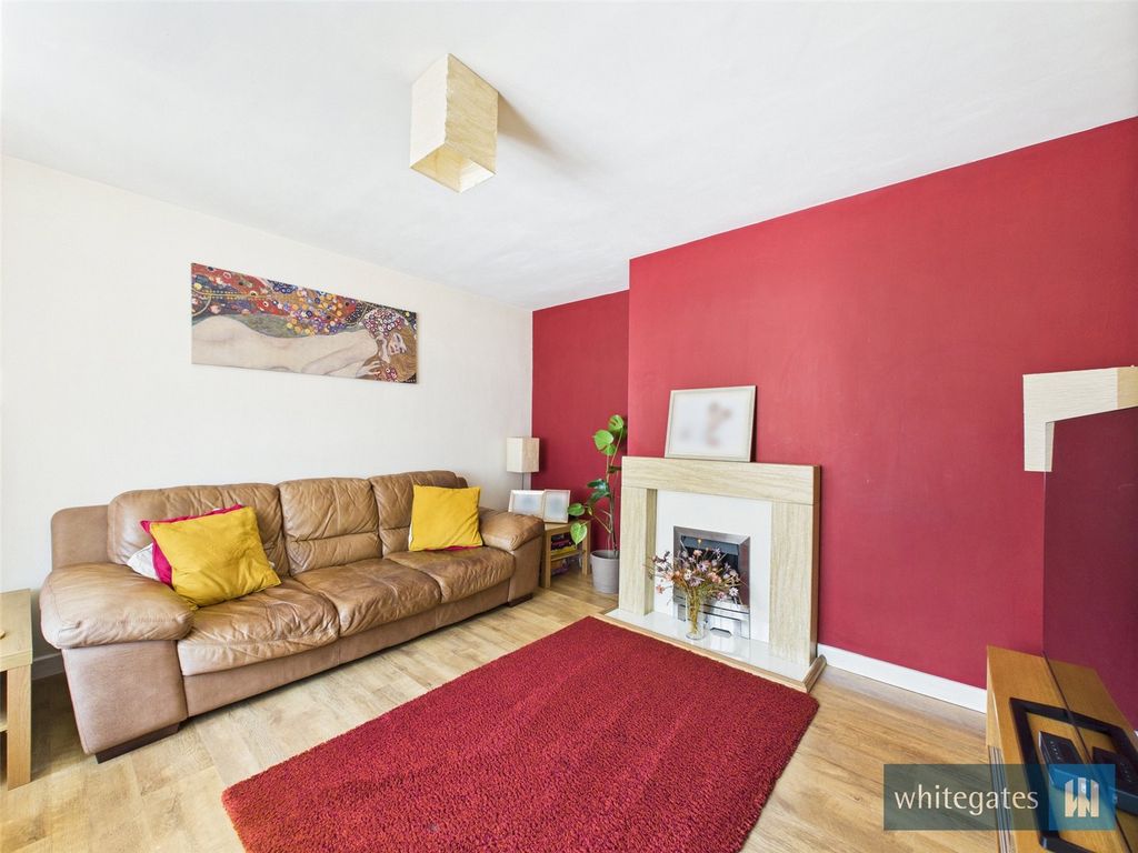 Property photo 2 of 21 Picture No. 01