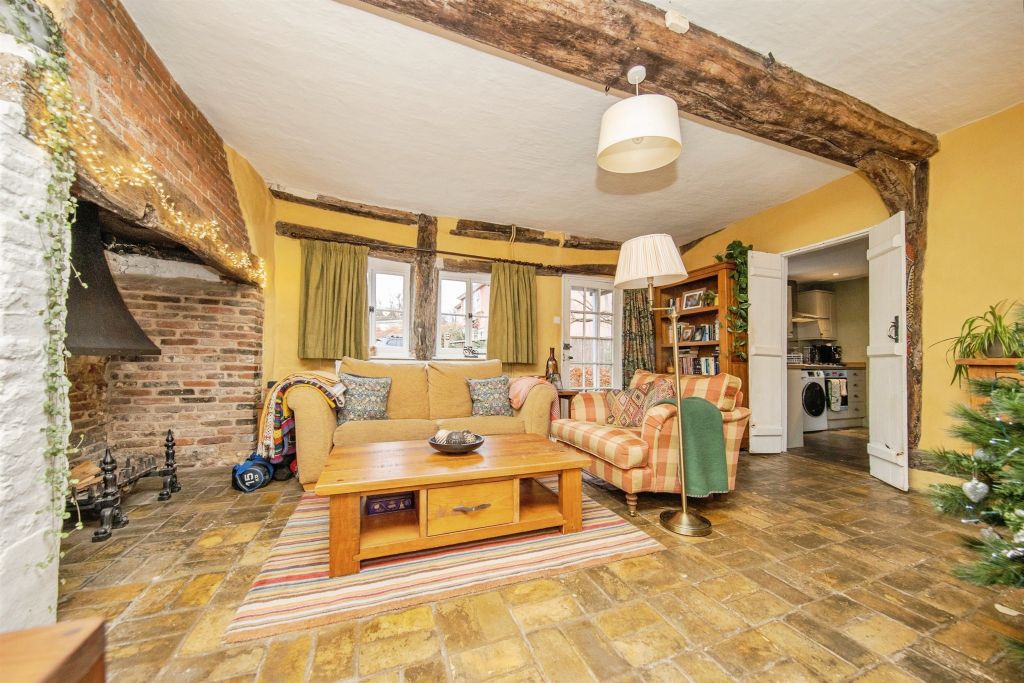 Property photo 2 of 19