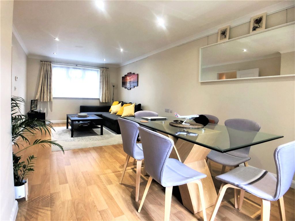 Property photo 3 of 9 Picture No. 20