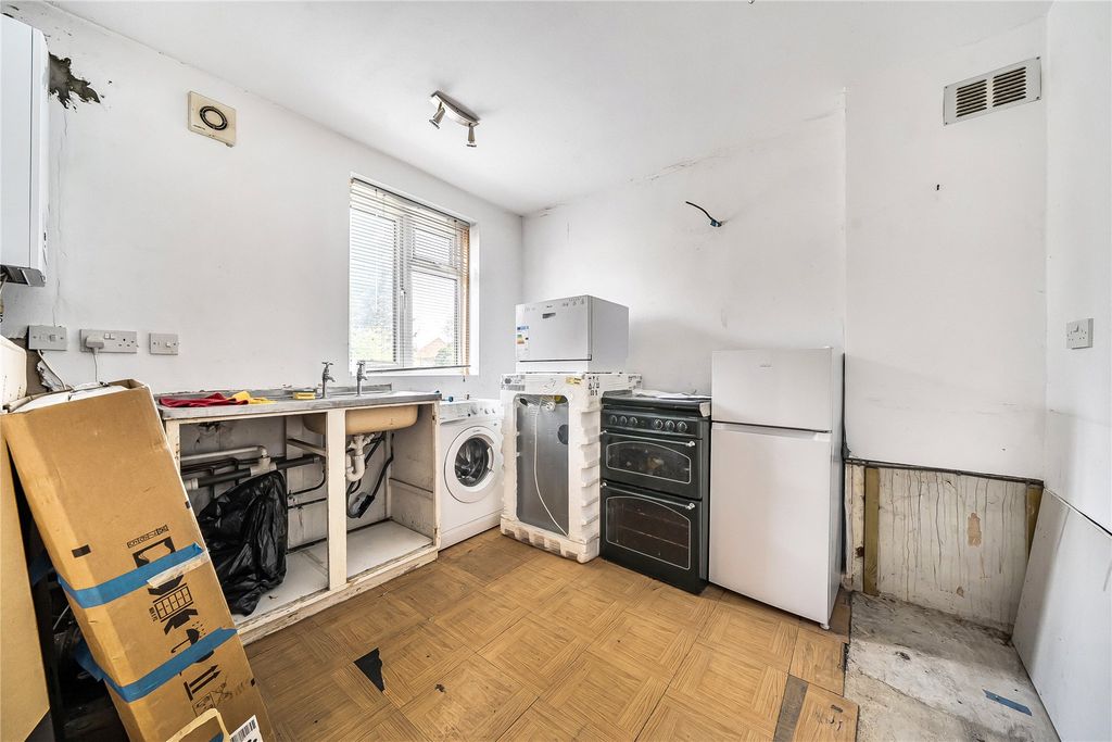 Property photo 3 of 18 Picture No. 05