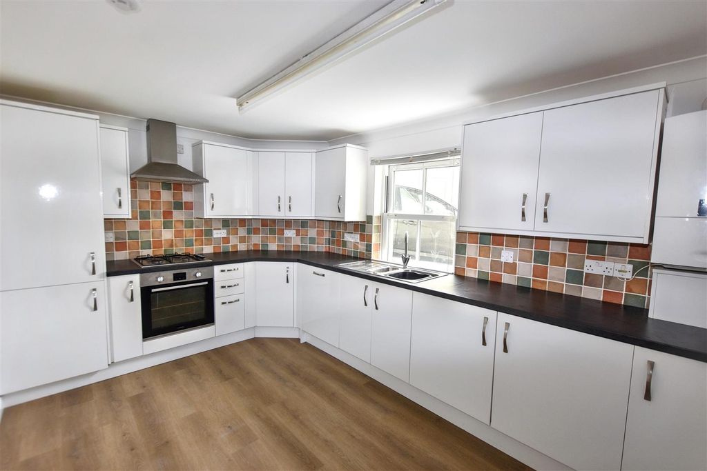 Property photo 2 of 14 Dsc_9831.Jpg