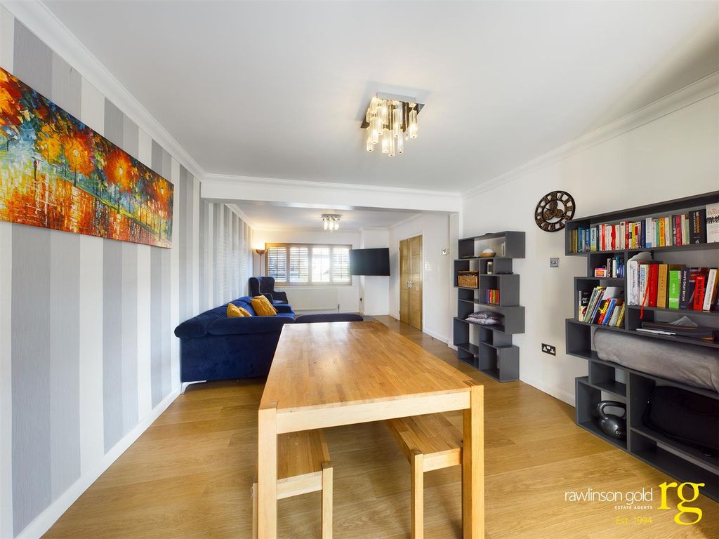 Property photo 2 of 15 Cam00115P1-Pr0501-Still02.Jpg